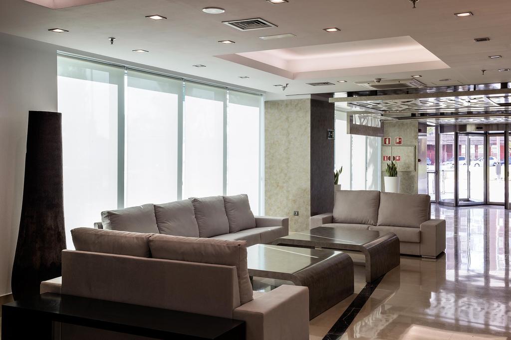 แอลซีบี โฮเต็ล ฟูเอนลาบราดา ใหม่ Hotel ภายนอก รูปภาพ