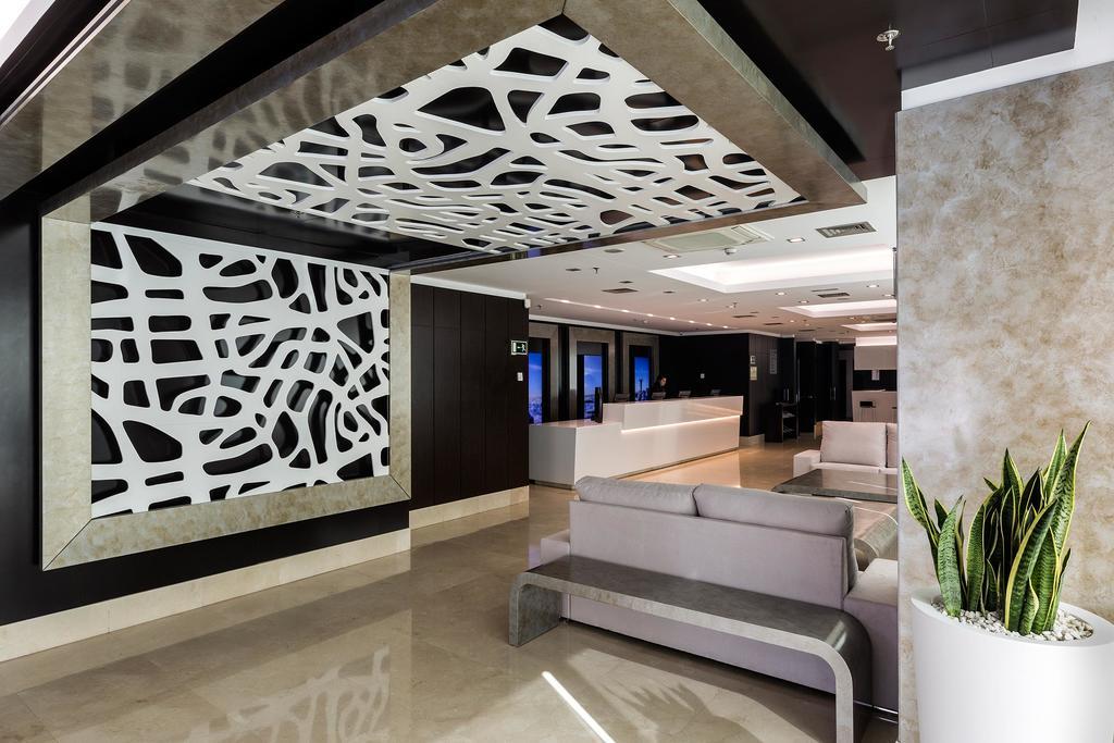 แอลซีบี โฮเต็ล ฟูเอนลาบราดา ใหม่ Hotel ภายนอก รูปภาพ