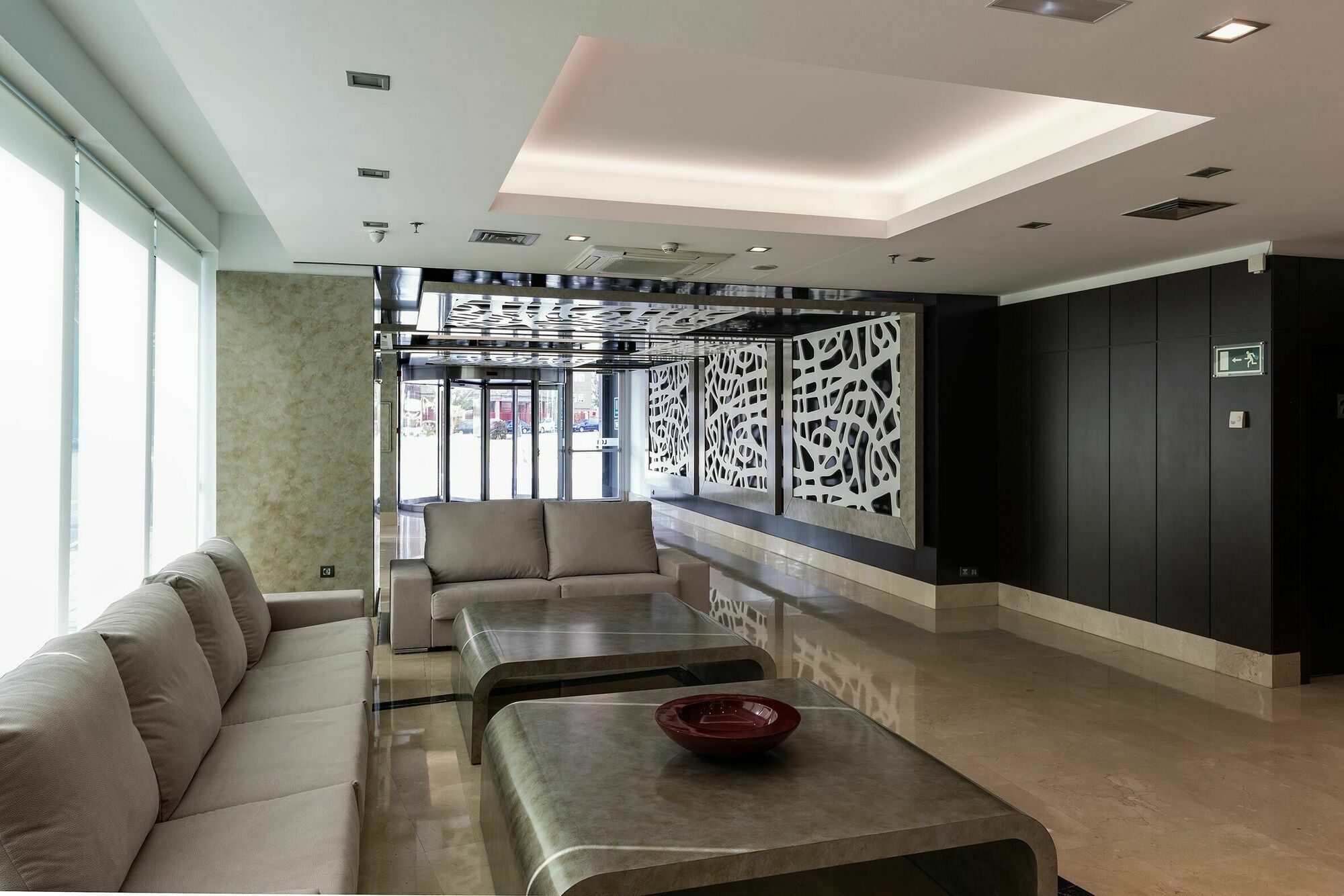 แอลซีบี โฮเต็ล ฟูเอนลาบราดา ใหม่ Hotel ภายนอก รูปภาพ